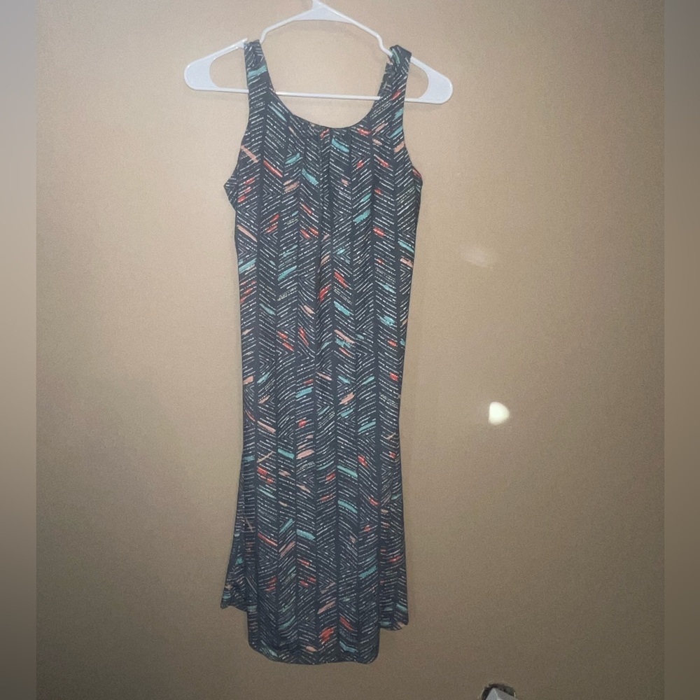 Size L Columbia Dress